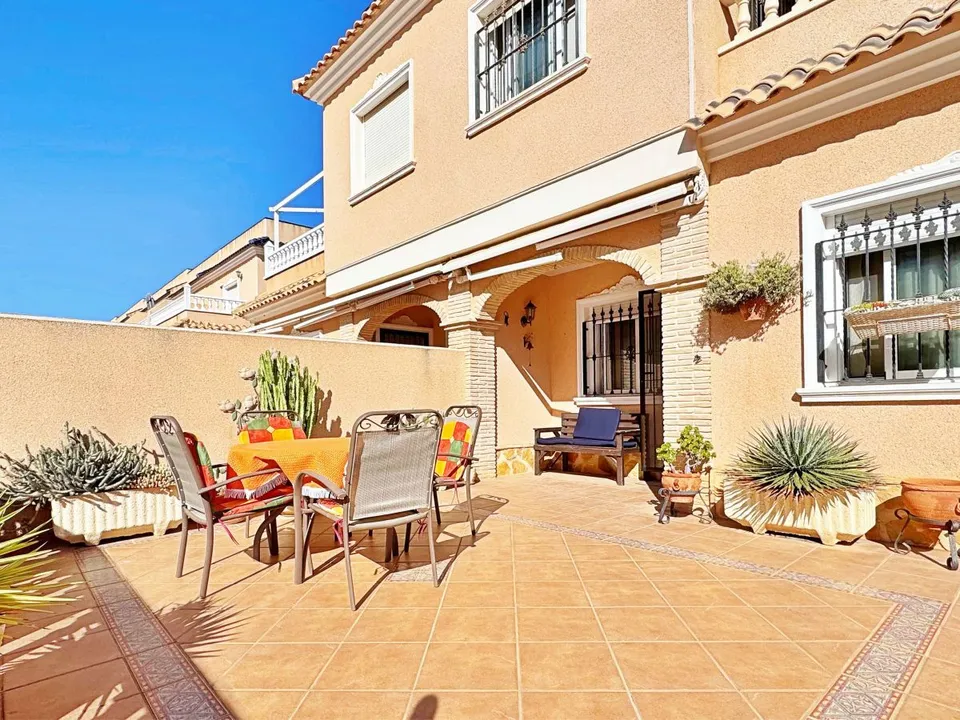 Villa in Los Dolses, Alicante - photo 3