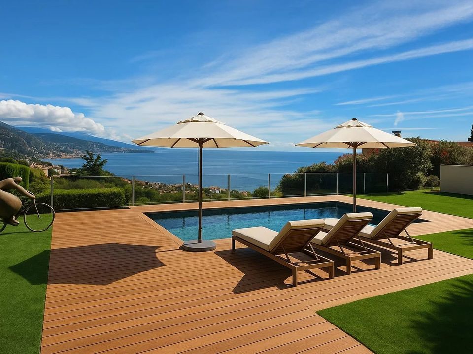 Villa en Roquebrune-Cap-Martin, Alpes-Maritimes - foto 1