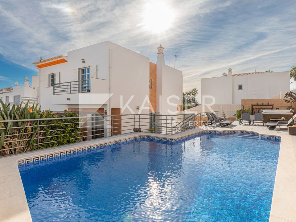 Villa i Albufeira, Faro - foto 1
