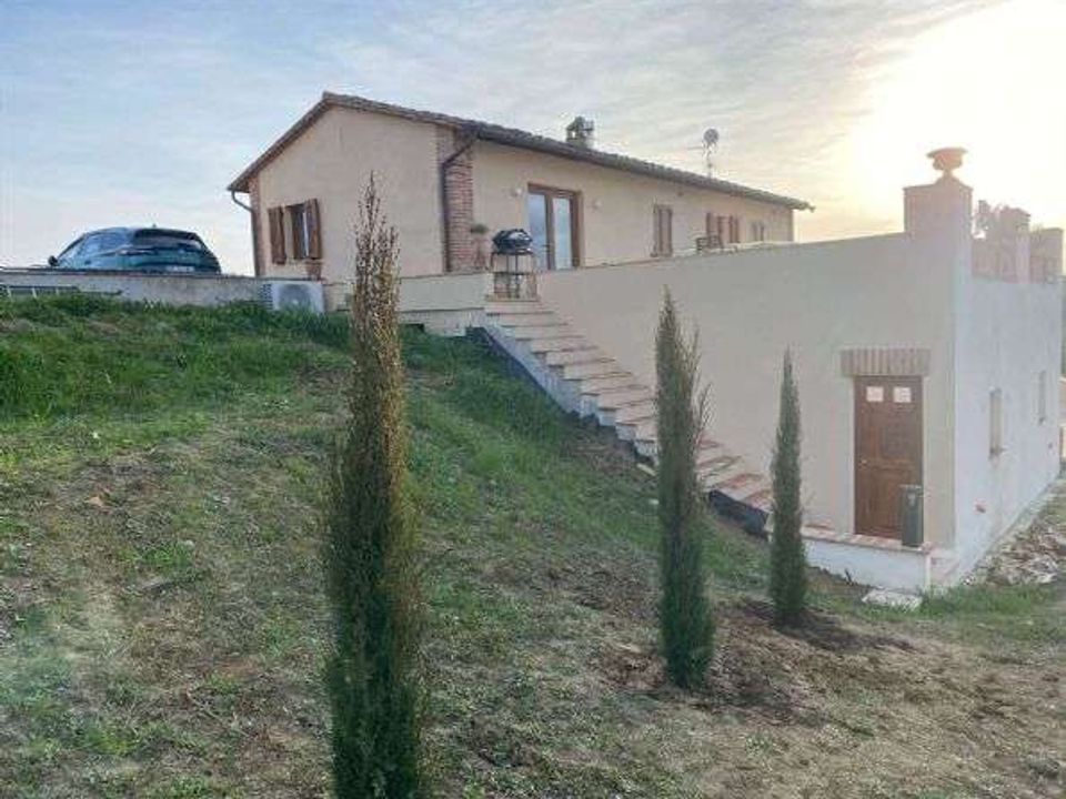 Farm hus i Castiglione del Lago, Perugia - foto 1