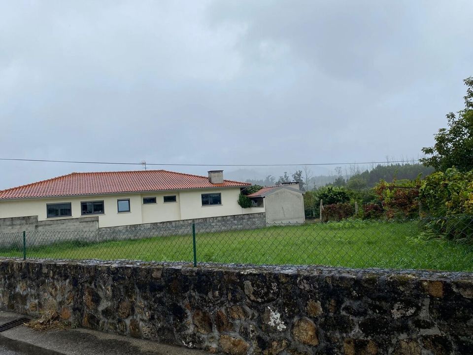 Terreno en Bela, Viana do Castelo - foto 1