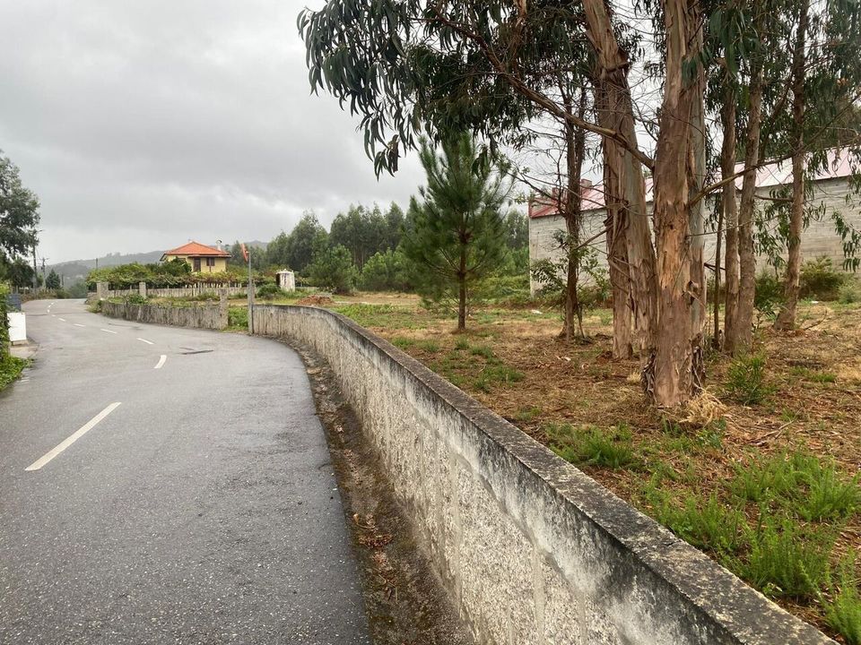 Helårsgrund i Bela, Viana do Castelo - foto 1