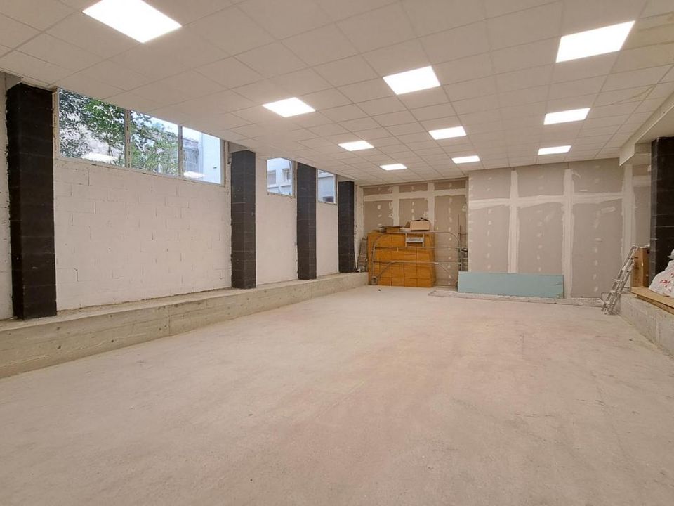 Erhvervsejendom i Malakoff, Hauts-de-Seine - foto 2