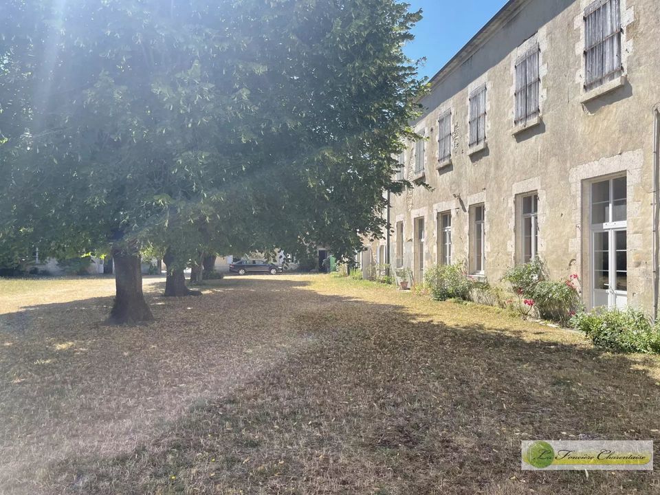 Lejlighed i Aigre, Charente - foto 5