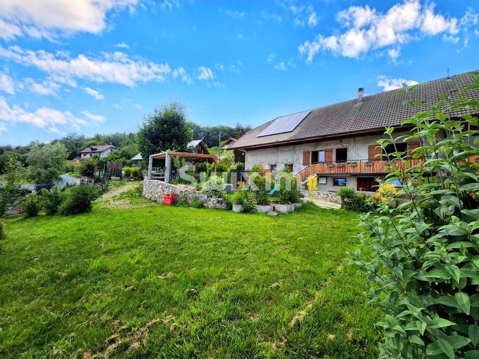 Villa in Annecy, Haute-Savoie - foto 1