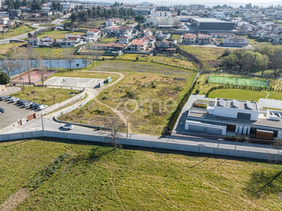 Helårsgrund i Pacos de Ferreira, Porto - foto 3