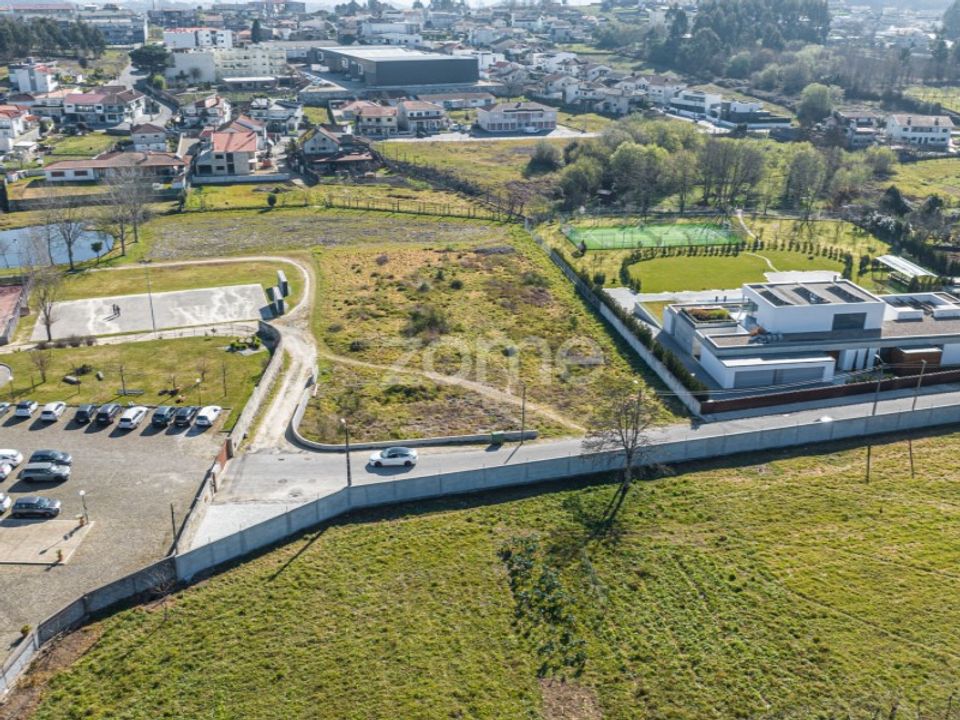 Helårsgrund i Pacos de Ferreira, Porto - foto 4