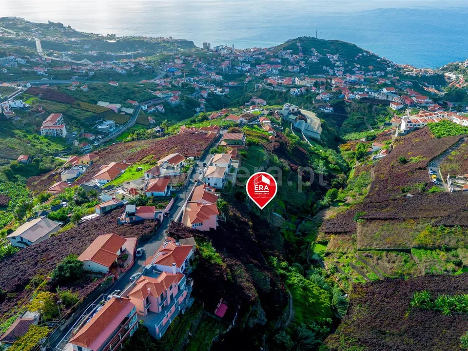 Helårsgrund i Camara de Lobos, Madeira - foto 1
