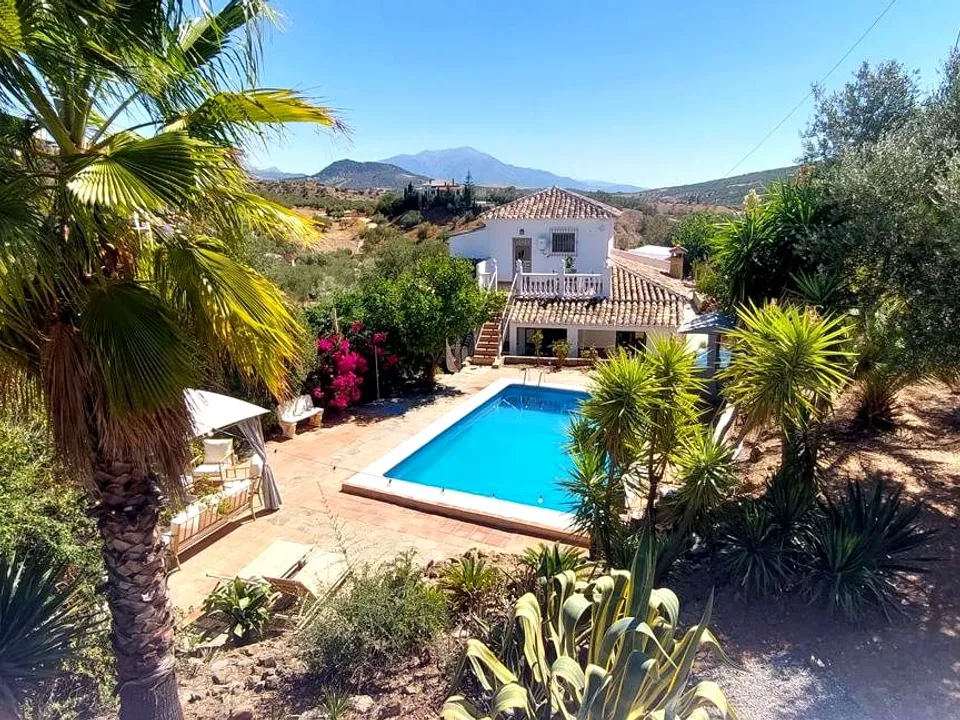 Villa i Riogordo, Malaga - foto 1