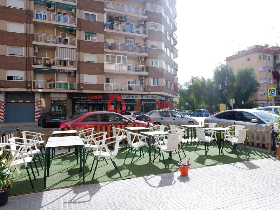 Erhvervsejendom i Sagunto, Valencia - foto 1