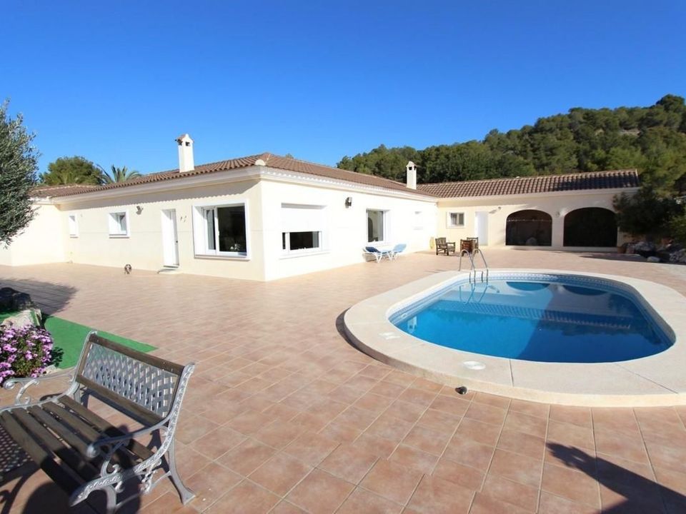 Villa i La Nucia, Alicante - foto 1