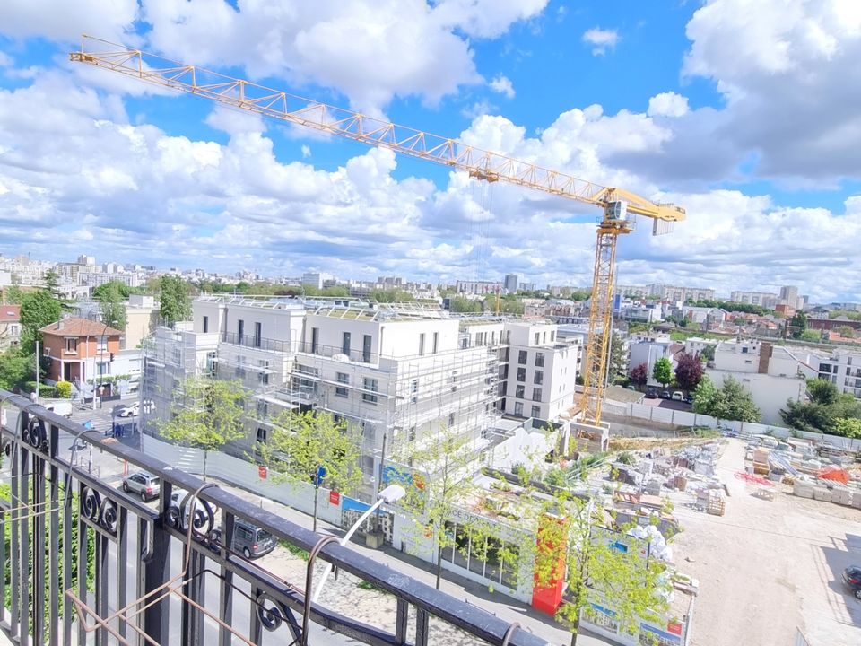 Apartment in Issy-les-Moulineaux, Hauts-de-Seine - photo 2