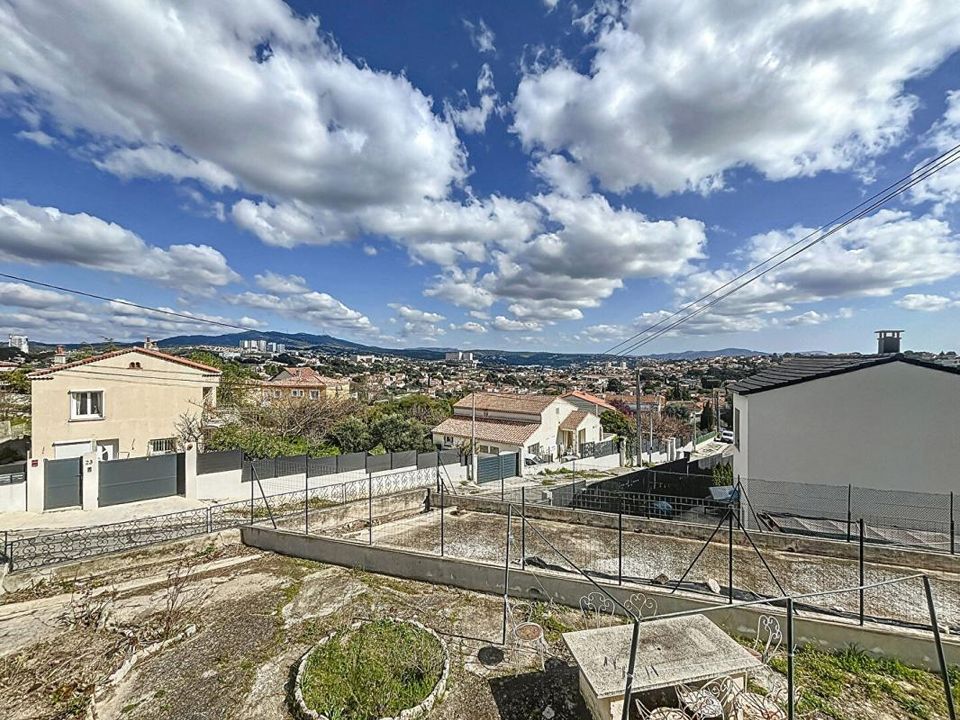 Villa i Les Pennes-Mirabeau, Bouches-du-Rhone - foto 1