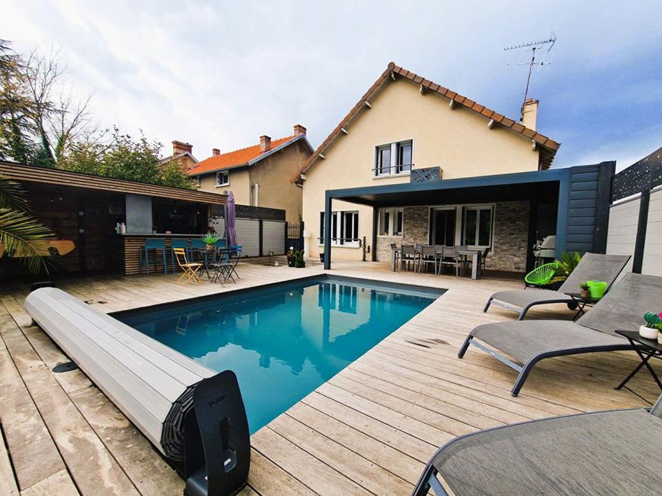 Villa in Poitiers, Vienne - foto 1