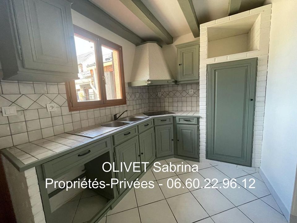 Villa i Saint-Étienne-du-Rouvray, Seine-Maritime - foto 1
