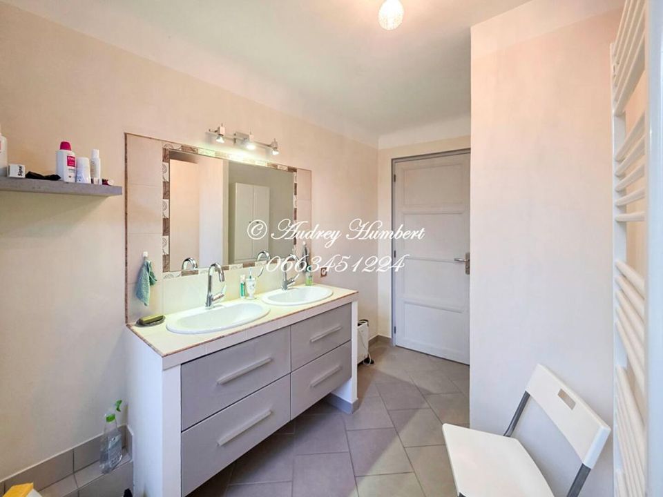 Villa i Sainte-Tulle, Alpes-de-Haute-Provence - foto 5