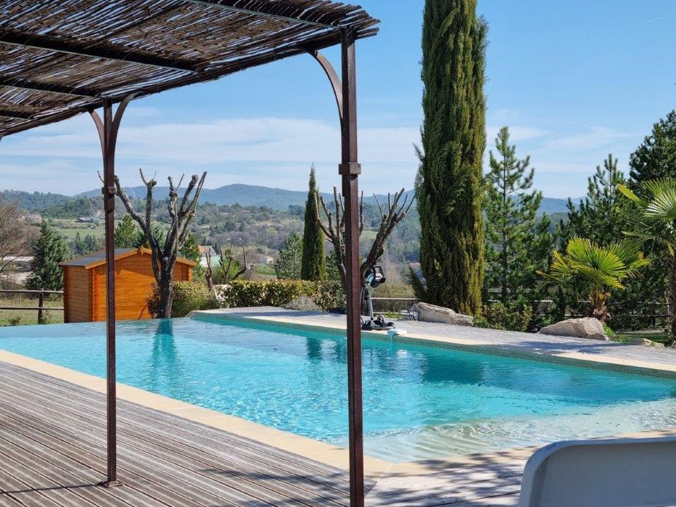 Villa i Forcalquier, Alpes-de-Haute-Provence - foto 1