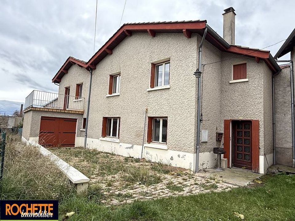 Landsbyhus i Saint-Just-la-Pendue, Loire - foto 1