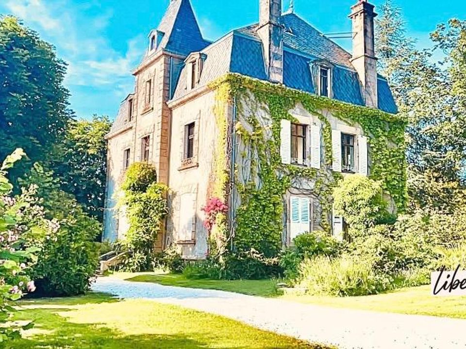 Villa i Neuvic, Correze - foto 1