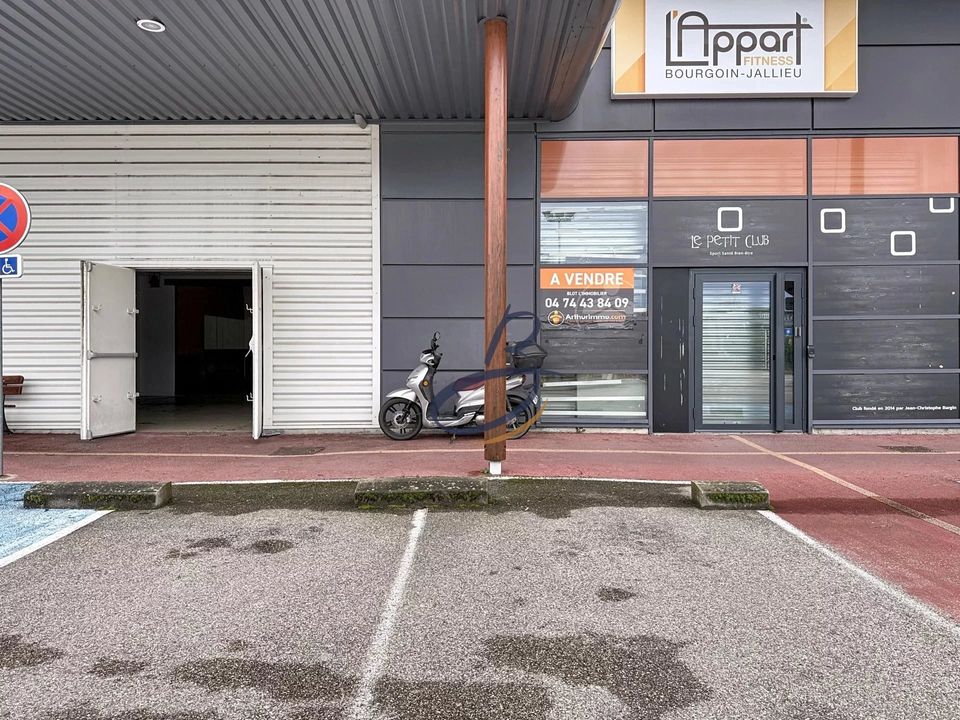 Erhvervsejendom i Bourgoin-Jallieu, Isere - foto 3