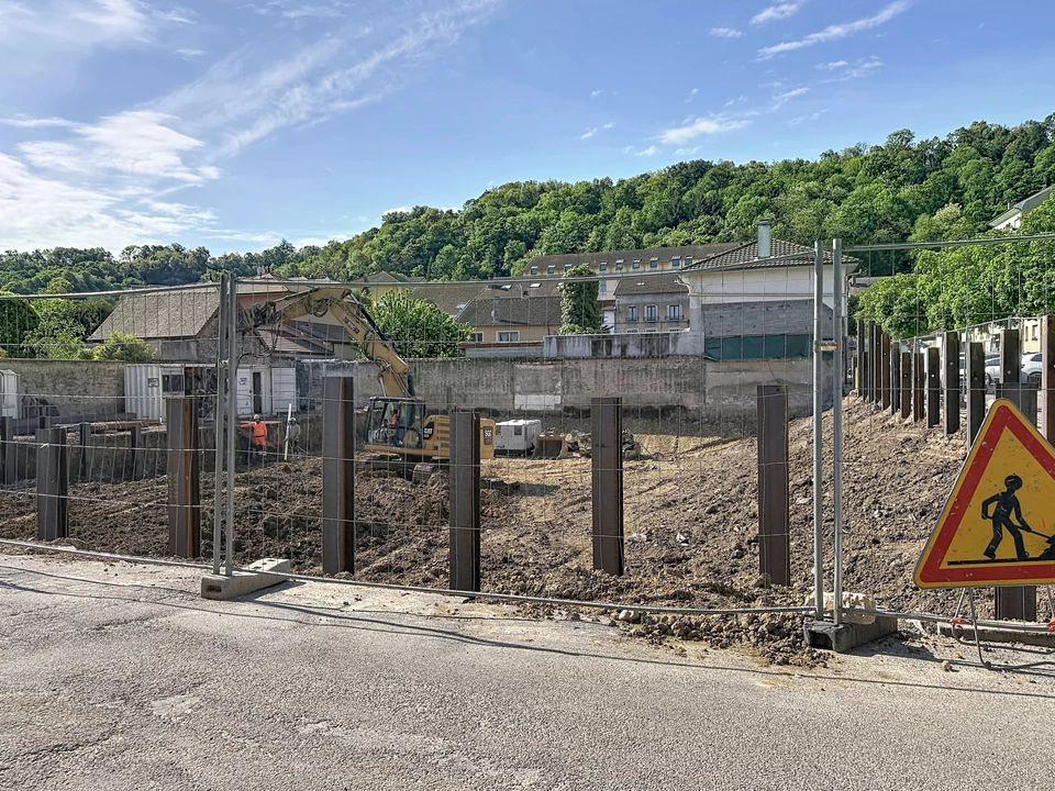 Erhvervsejendom i Bourgoin-Jallieu, Isere - foto 5
