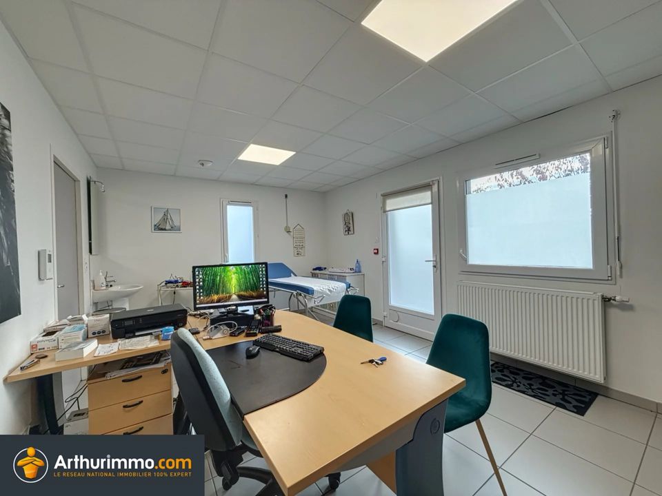 Erhvervsejendom i Bourgoin-Jallieu, Isere - foto 1