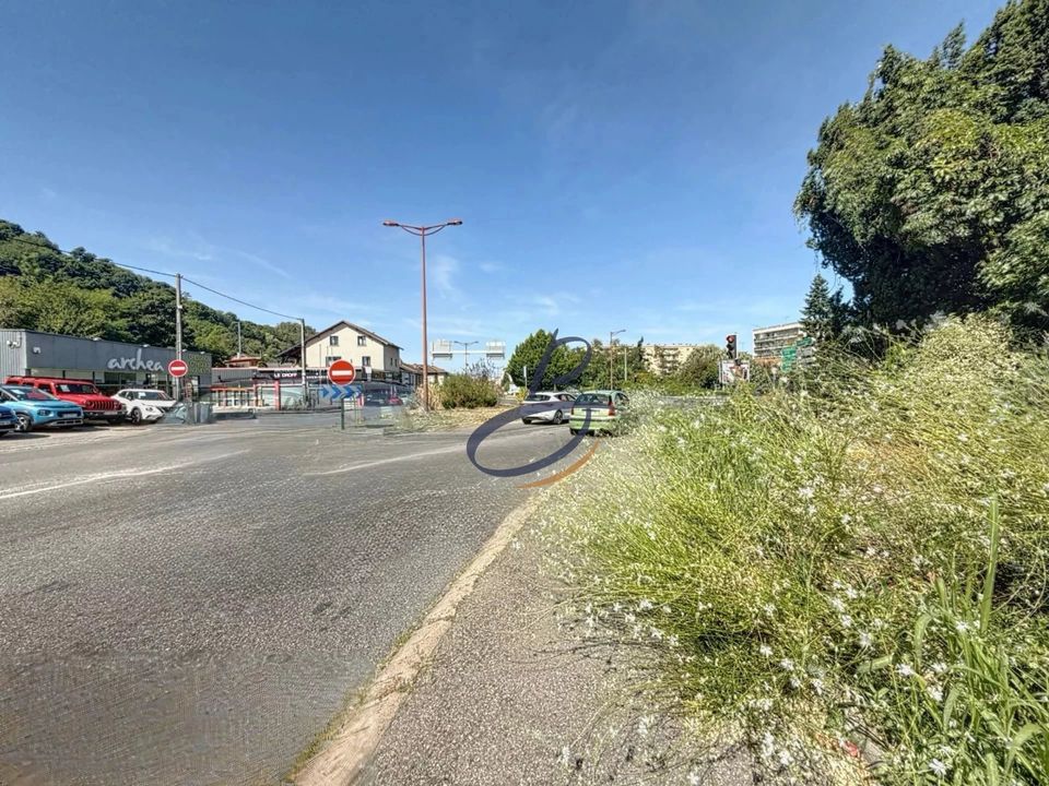 Erhvervsejendom i Bourgoin-Jallieu, Isere - foto 5