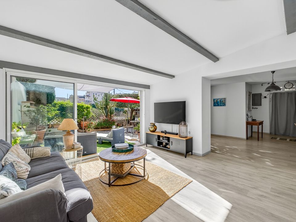 Villa i Marseille, Bouches-du-Rhone - foto 1