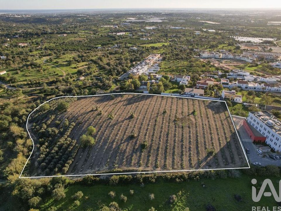 Helårsgrund i Faro, Faro - foto 1