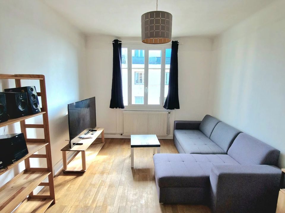 Lejlighed i Villeurbanne, Rhone - foto 1