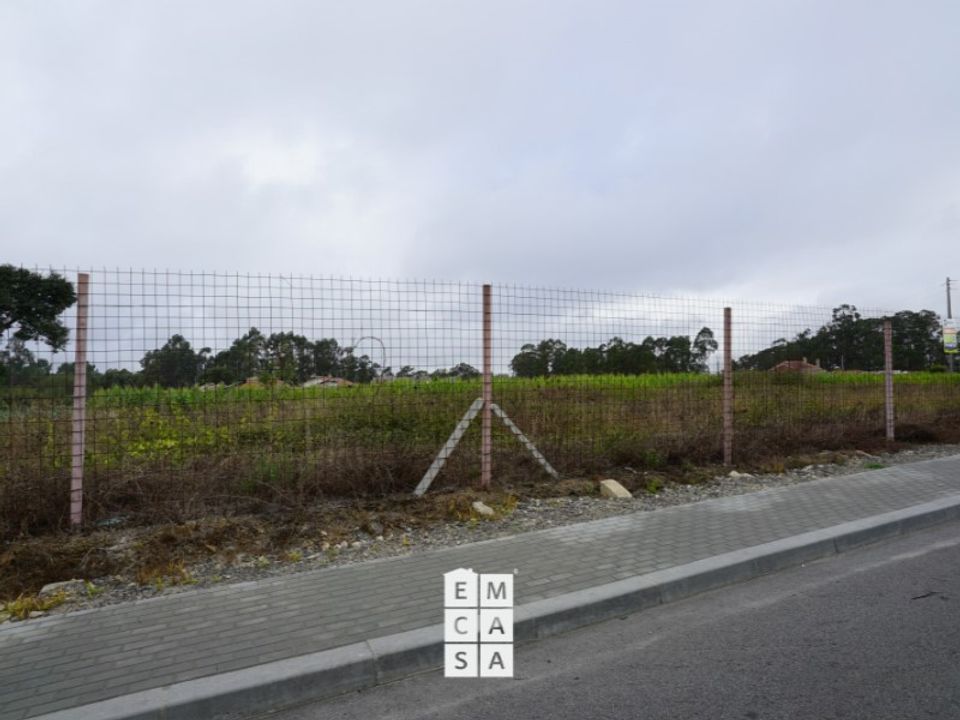 Helårsgrund i Santa Maria da Feira, Aveiro - foto 1