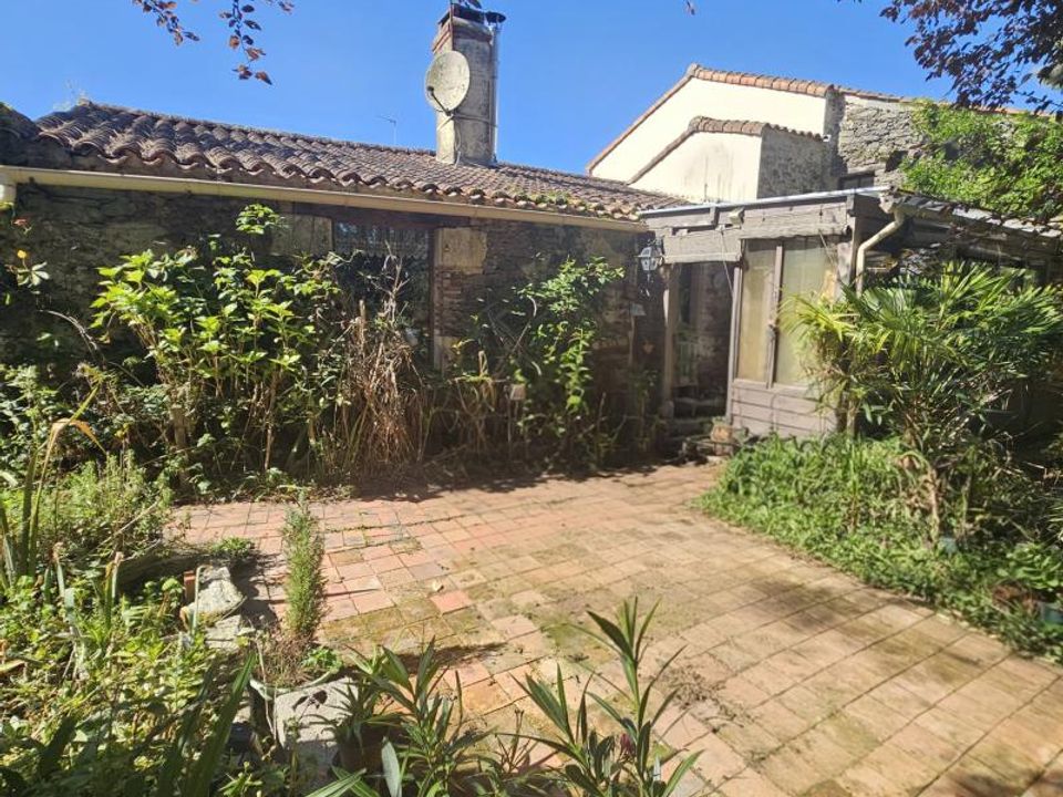 Casa de poble a Mareuil-sur-Lay-Dissais, Vendee - foto 2