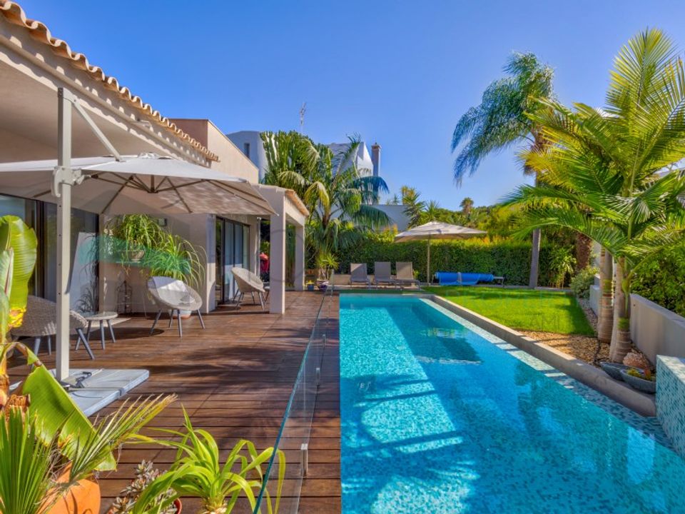 Villa i Quarteira, Faro - foto 1