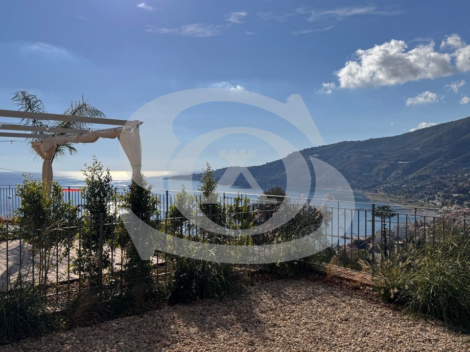 Lejlighed i Ospedaletti, Imperia - foto 1