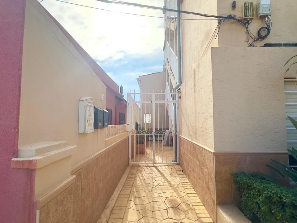 Lejlighed i Torrevieja, Alicante - foto 4