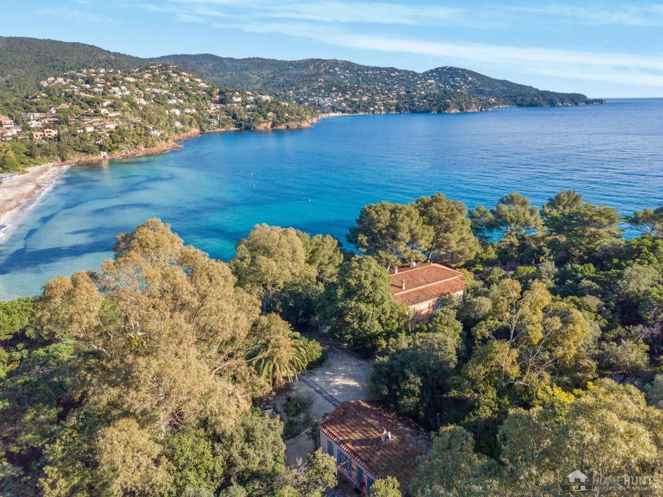 Villa i Le Lavandou, Var - foto 1