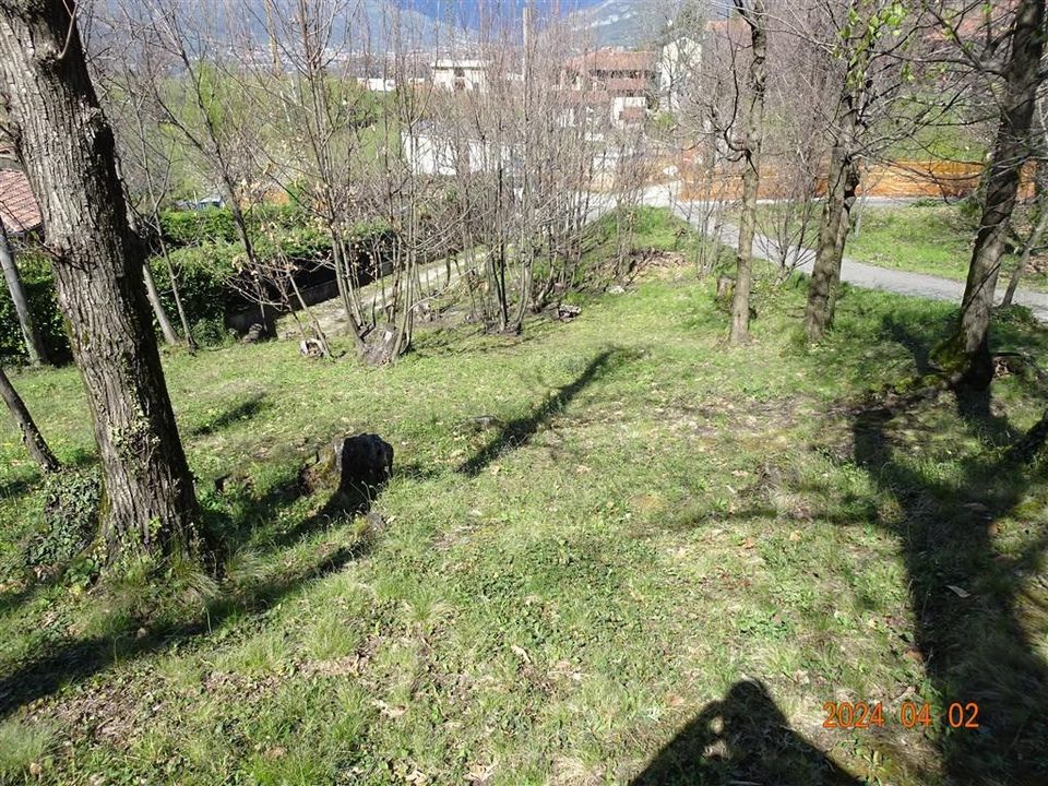 Helårsgrund i Ello, Lecco - foto 1