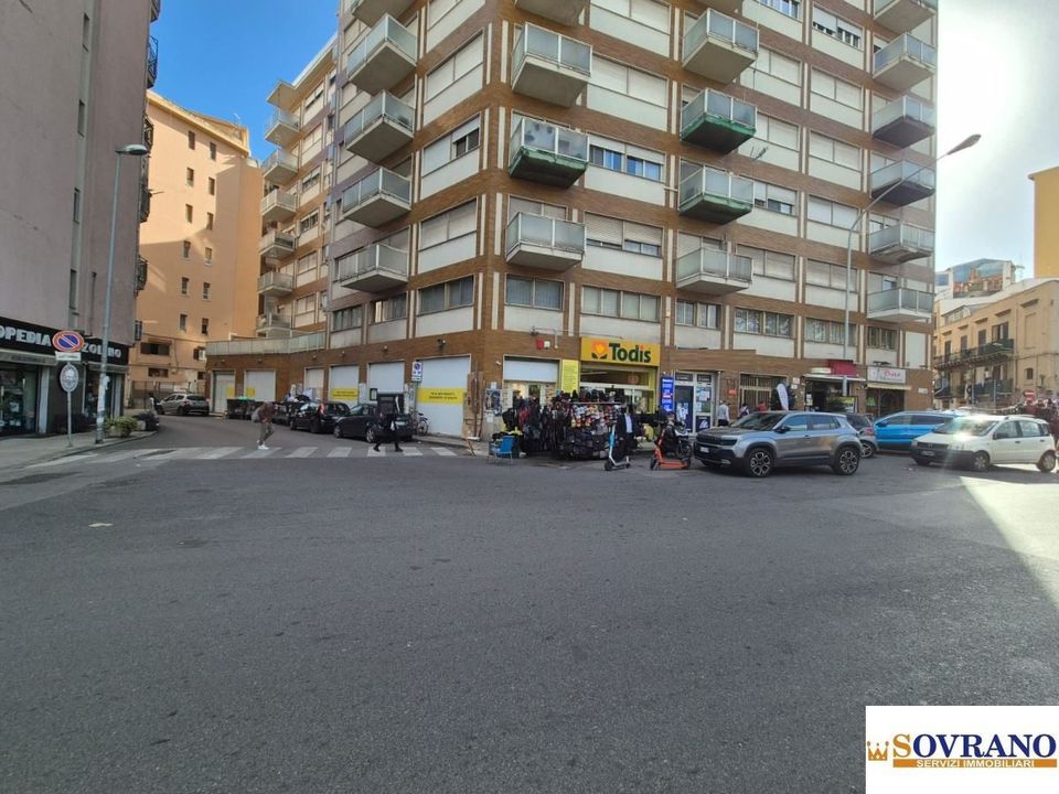 Erhvervsejendom i Palermo, Palermo - foto 2