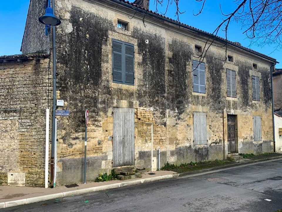 Villa a Brioux-sur-Boutonne, Deux-Sevres - foto 1