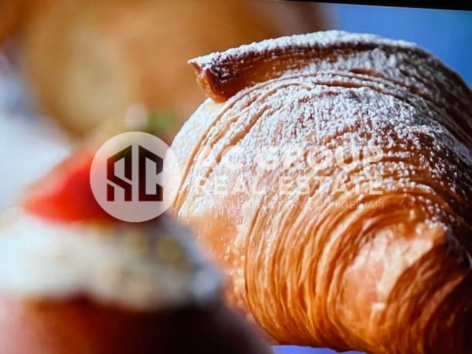 Erhvervsejendom i Rovello Porro, Como - foto 1