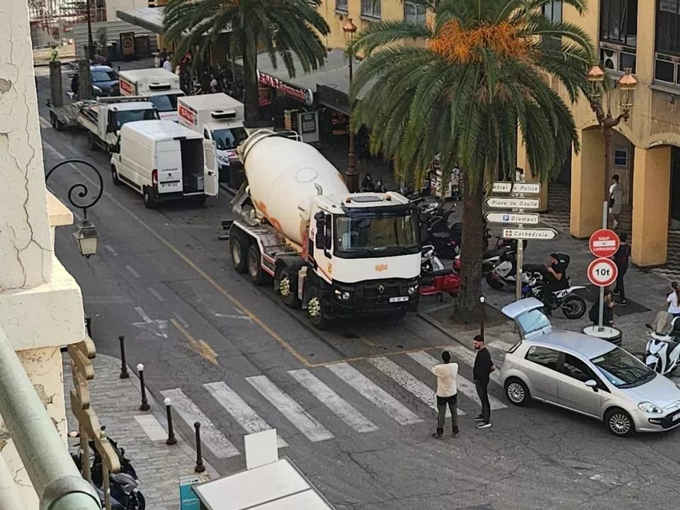 Lejlighed i Ajaccio, Corse-du-Sud - foto 3