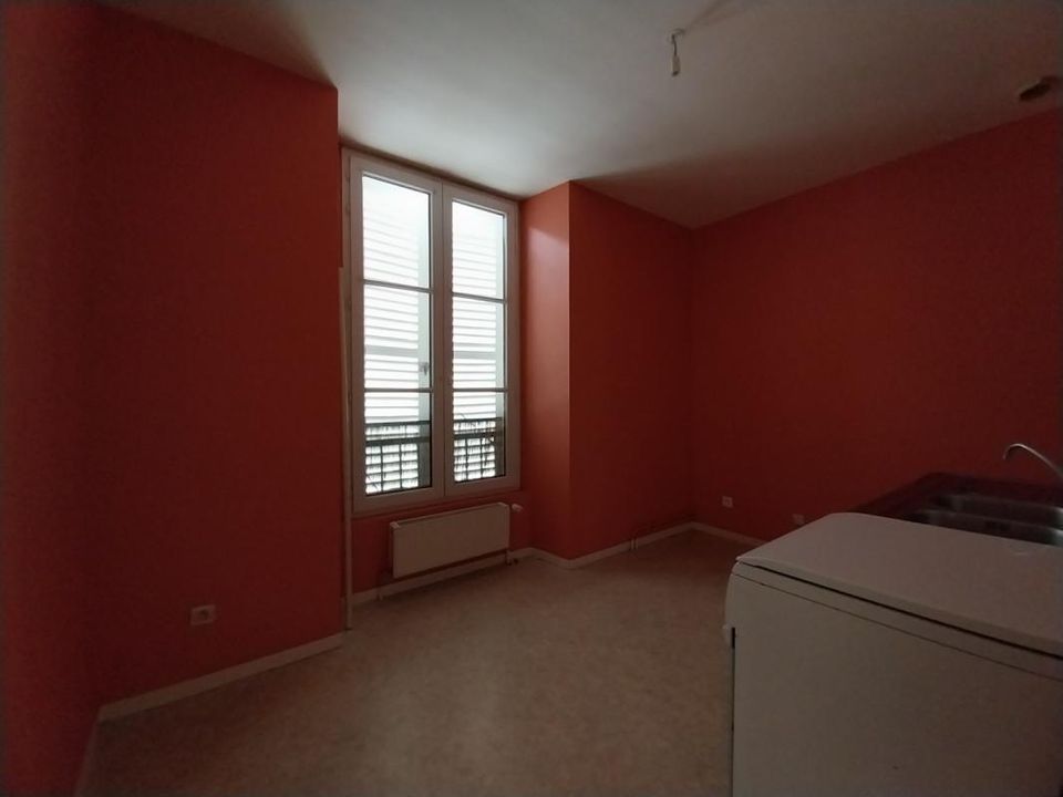 Apartment in Vignory, Haute-Marne - photo 2