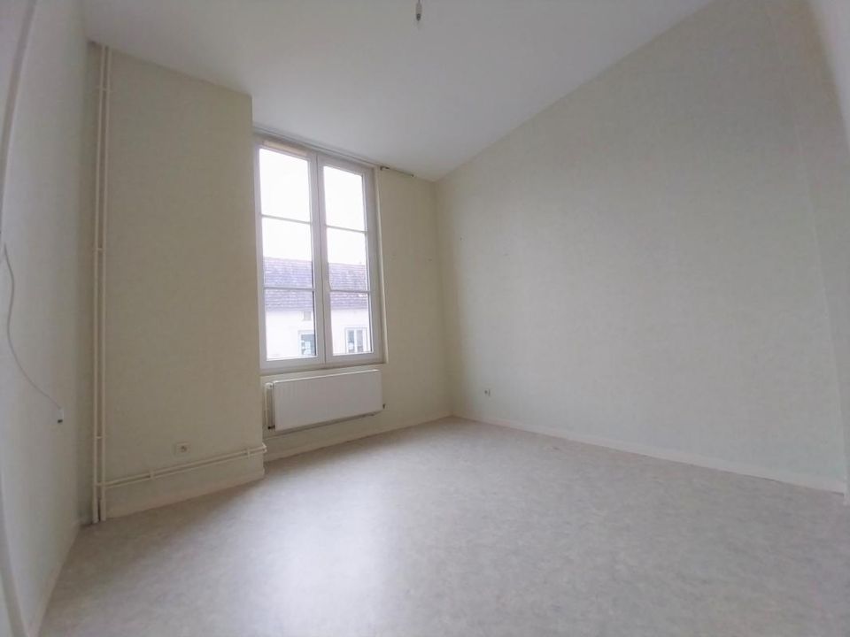 Apartment in Vignory, Haute-Marne - photo 4