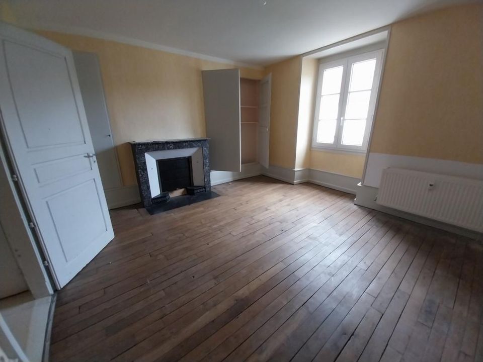 Apartment in Vignory, Haute-Marne - photo 4