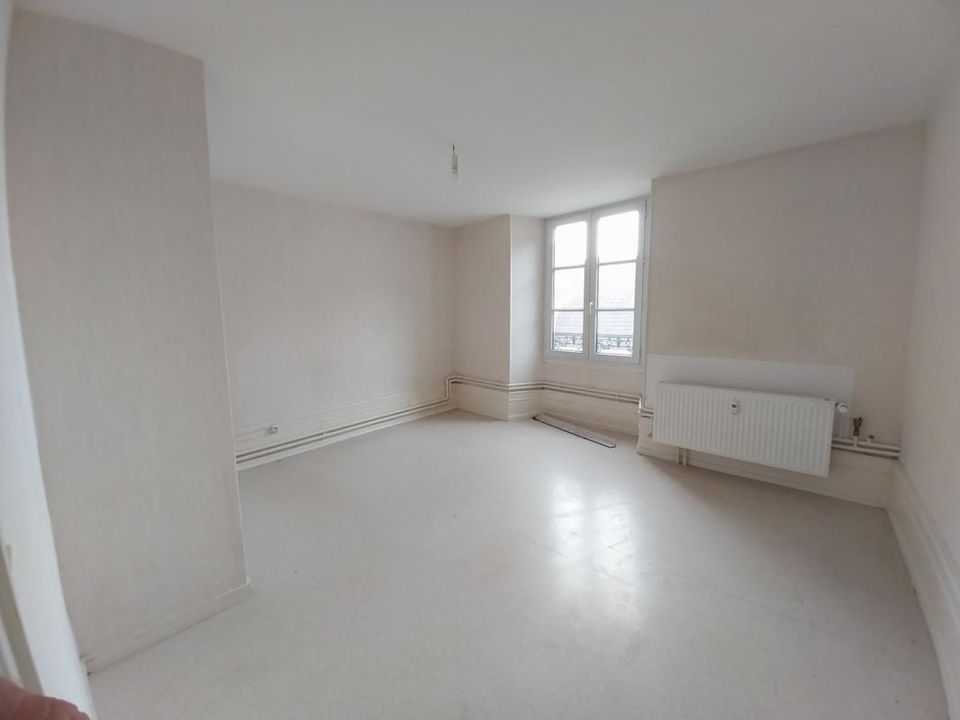 Apartment in Vignory, Haute-Marne - photo 5