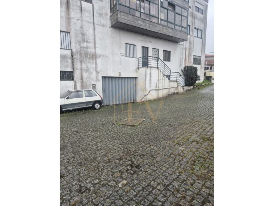 Erhvervsejendom i Guimaraes, Braga - foto 1