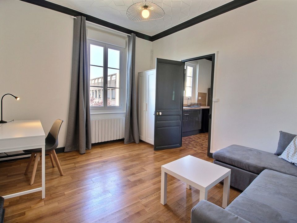 Lejlighed i Villeurbanne, Rhone - foto 2
