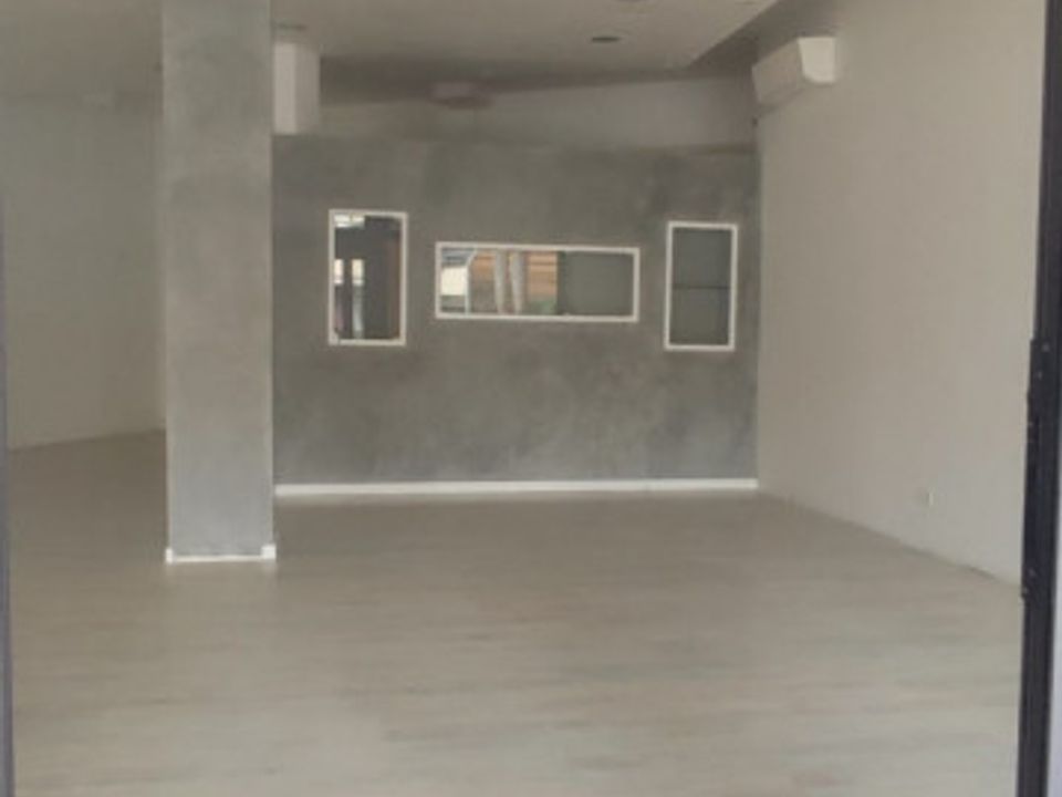 Erhvervsejendom i Montegrotto Terme, Padua - foto 2