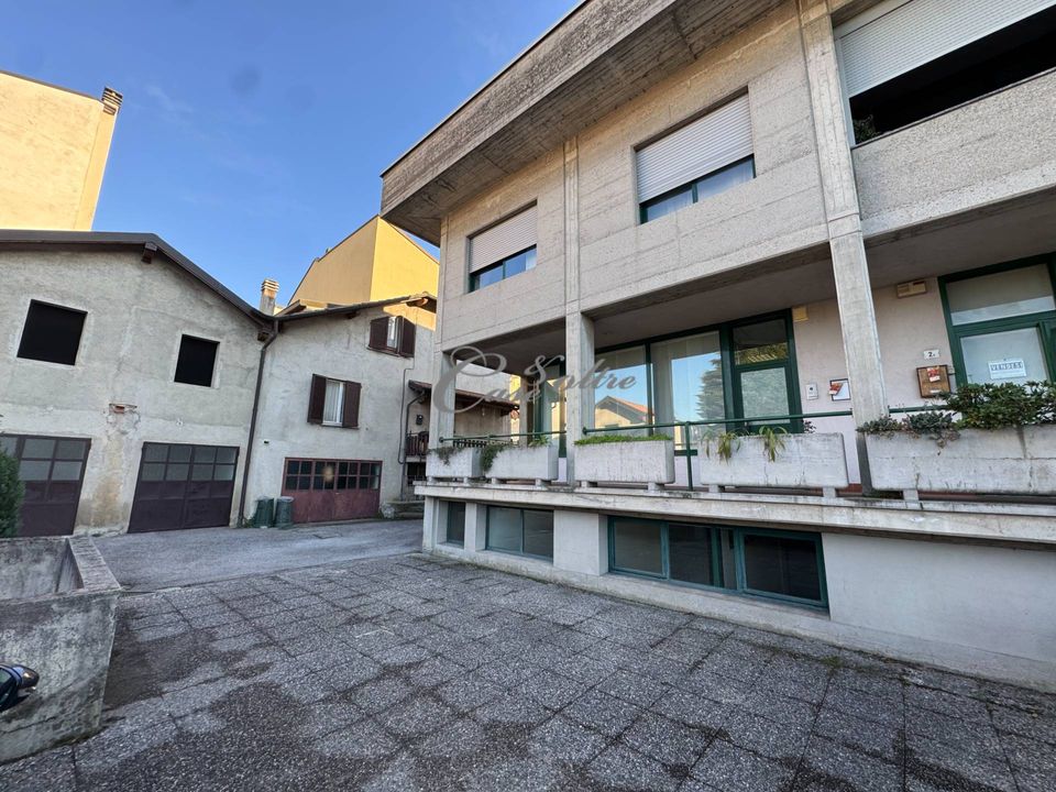 Erhvervsejendom i Figino Serenza, Como - foto 5