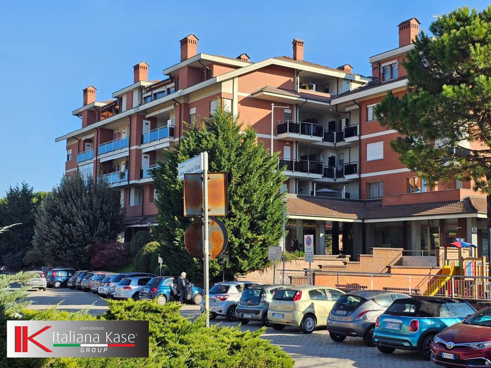 Erhvervsejendom i Castiglione Torinese, Turin - foto 1